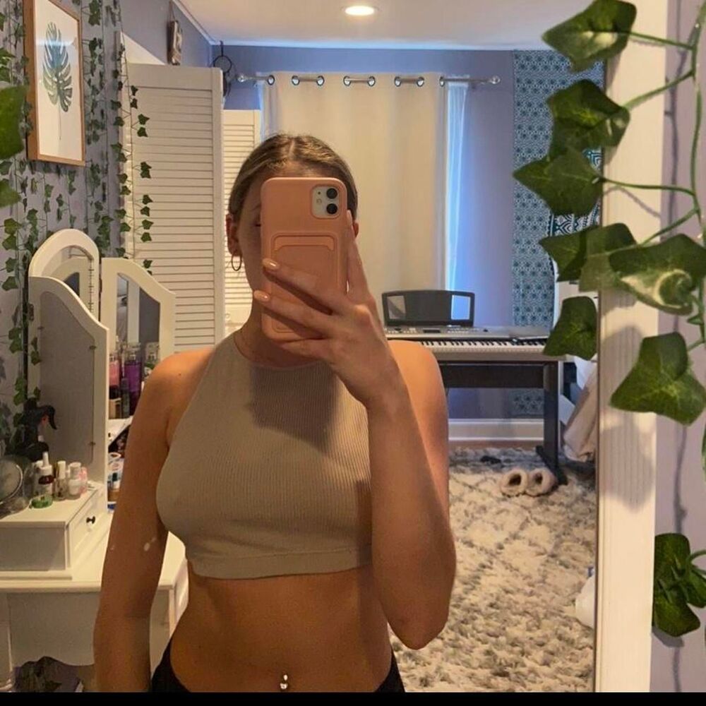 Garage Women's Tan and Cream Crop-top